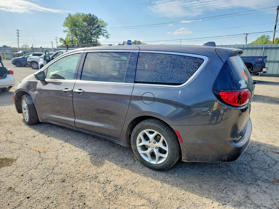 2018 Chrysler Pacifica Touring Plus
