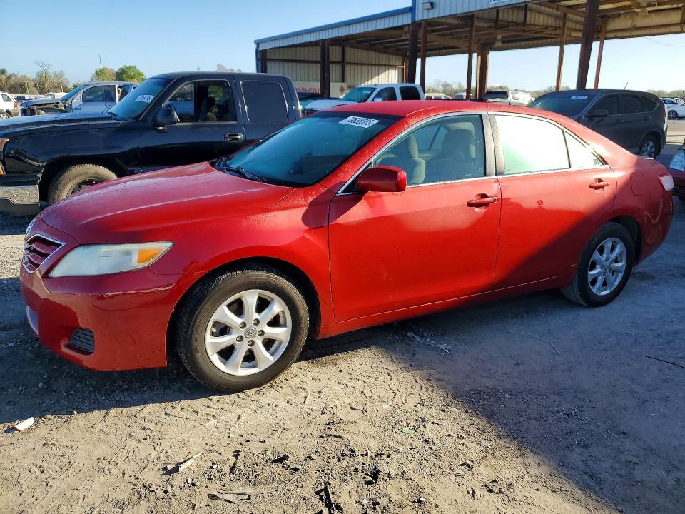 2011 Toyota Camry le