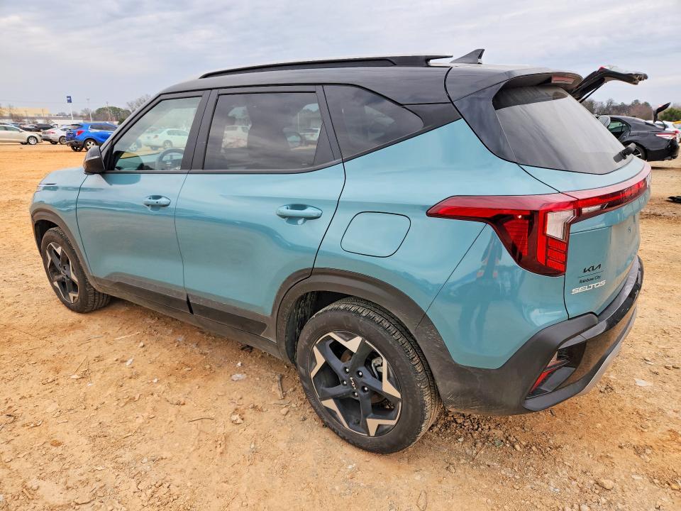 2025 KIA Seltos s