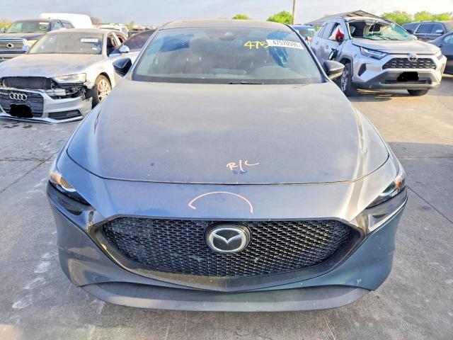 2022 Mazda 3 Preferred