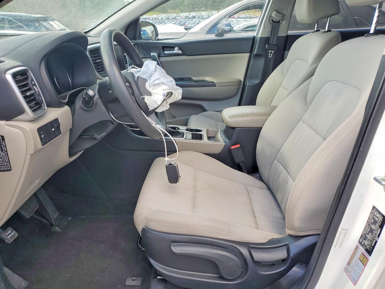 2021 KIA Sportage lx