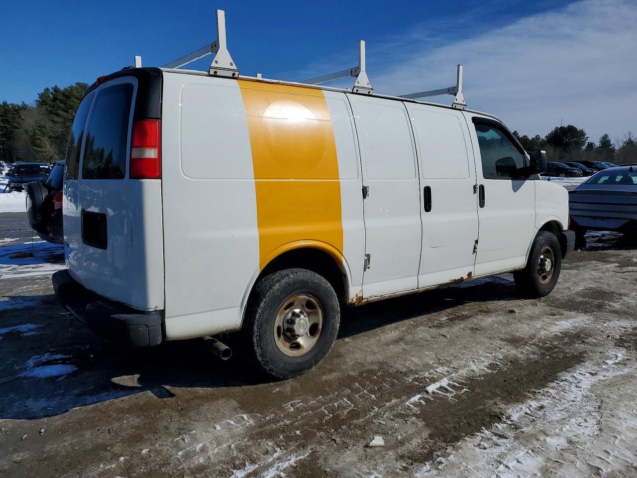 2011 Chevrolet Express 2500 Cargo Utility / Service Van