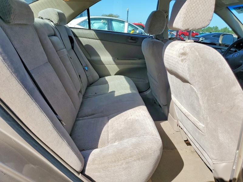 2003 Toyota Camry le