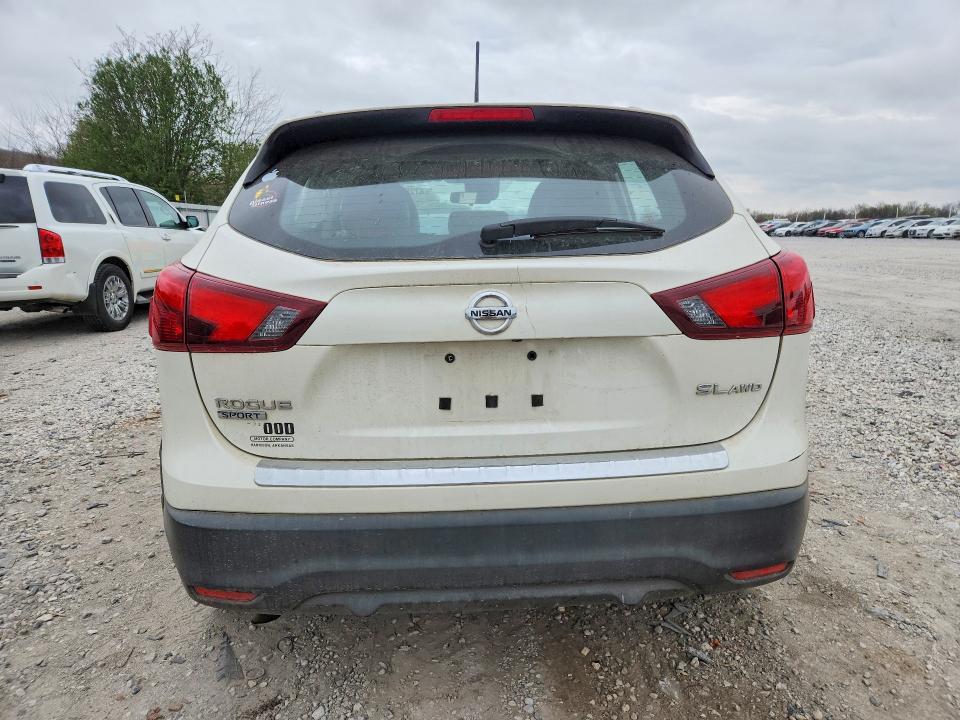 2017 Nissan Rogue Sport sl