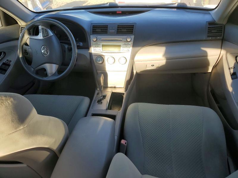 2009 Toyota Camry le