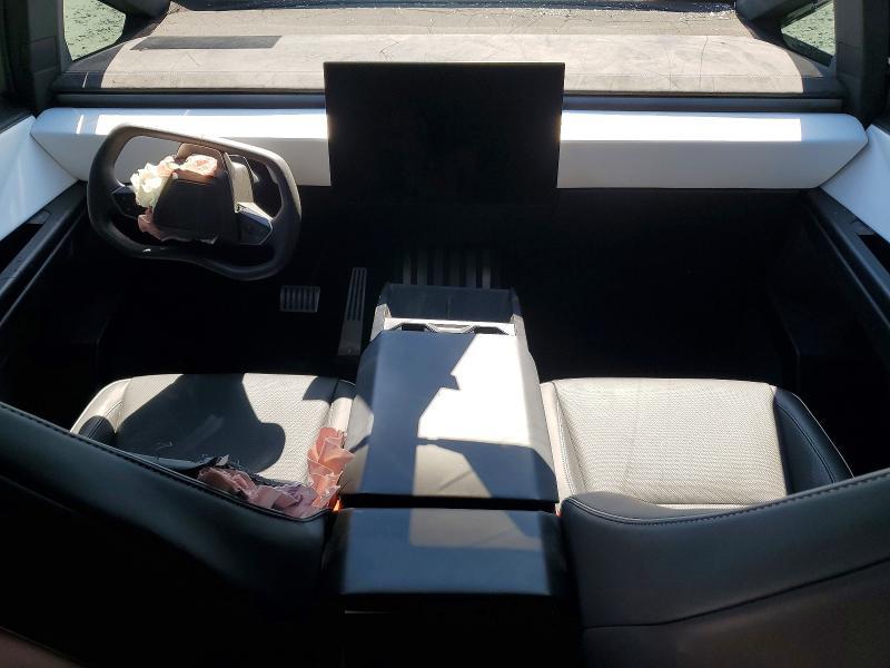 2024 Tesla Cybertruck