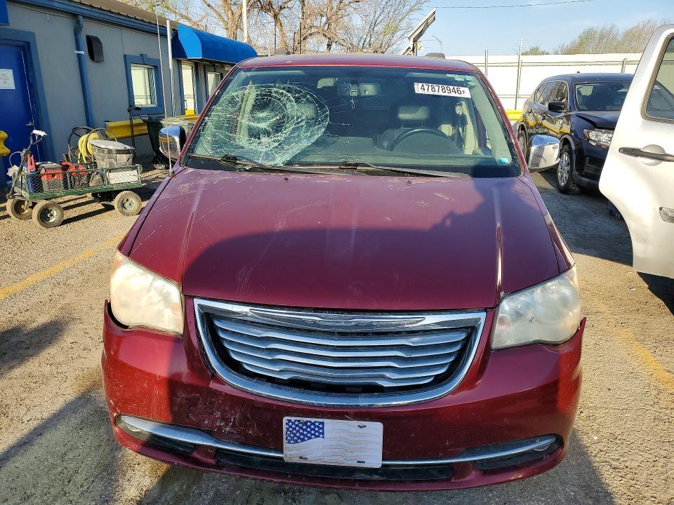 2014 Chrysler Town & Country Touring l