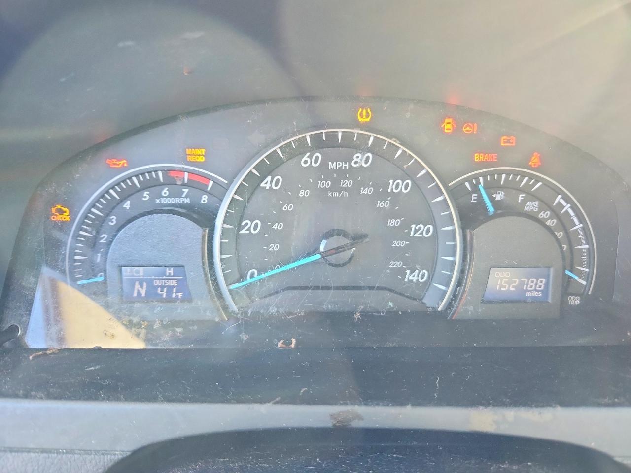 2014 Toyota Camry le