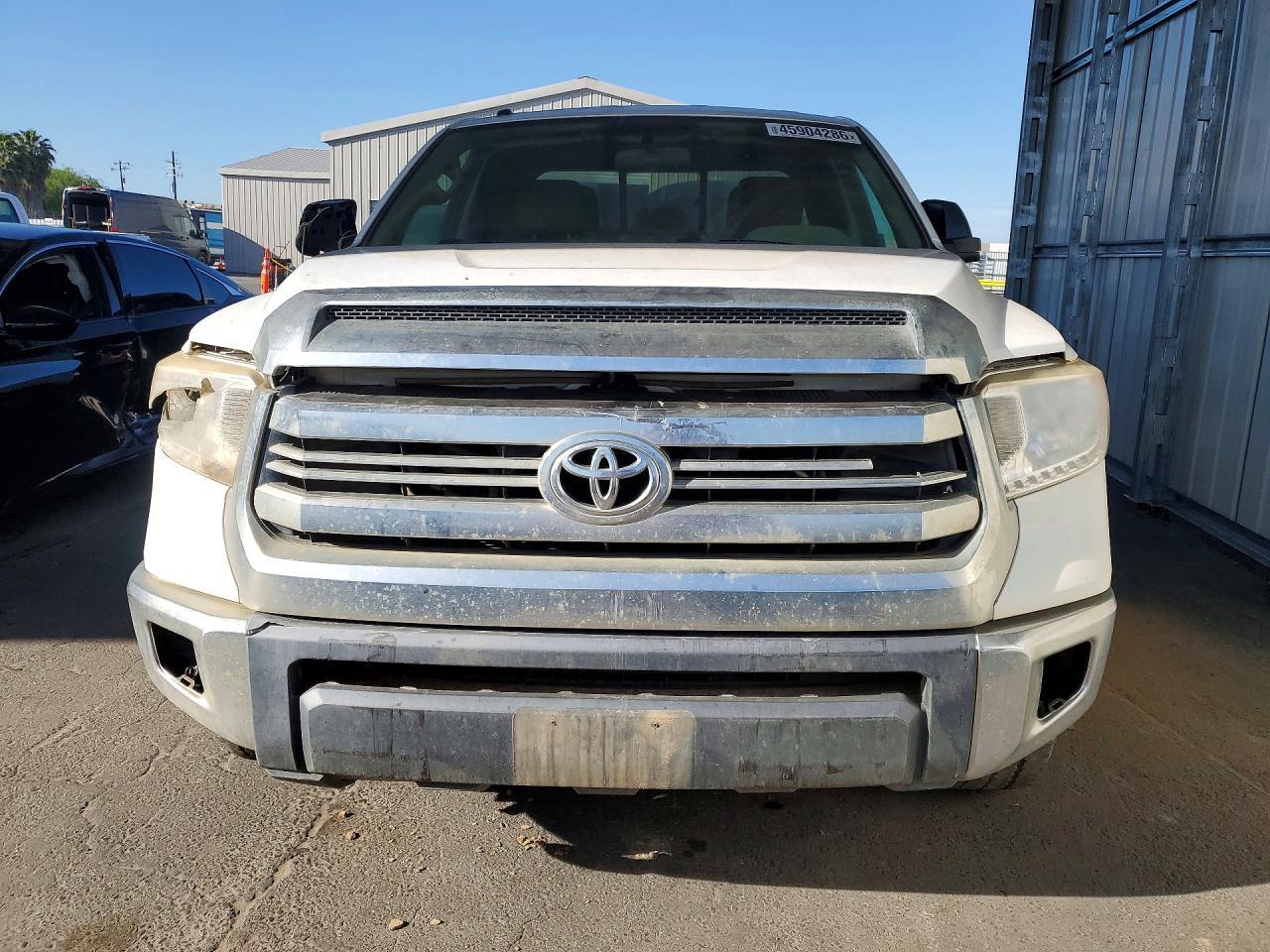 2016 Toyota Tundra SR5
