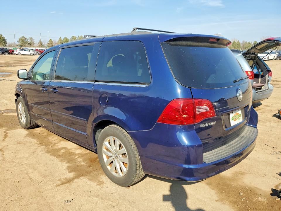 2013 Volkswagen Routan se