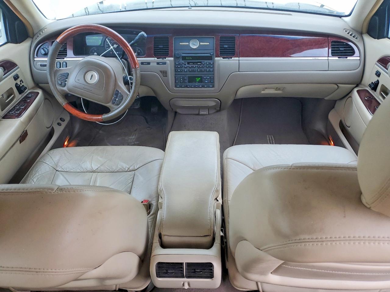 2004 Lincoln Town car Ultimate