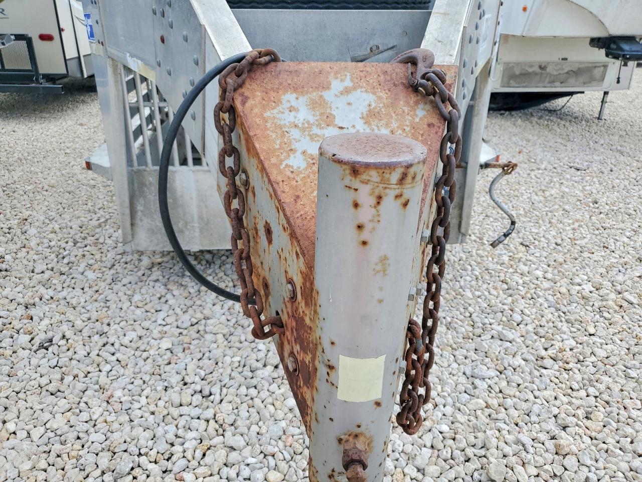 2004 Gooseneck Livestock Trailer