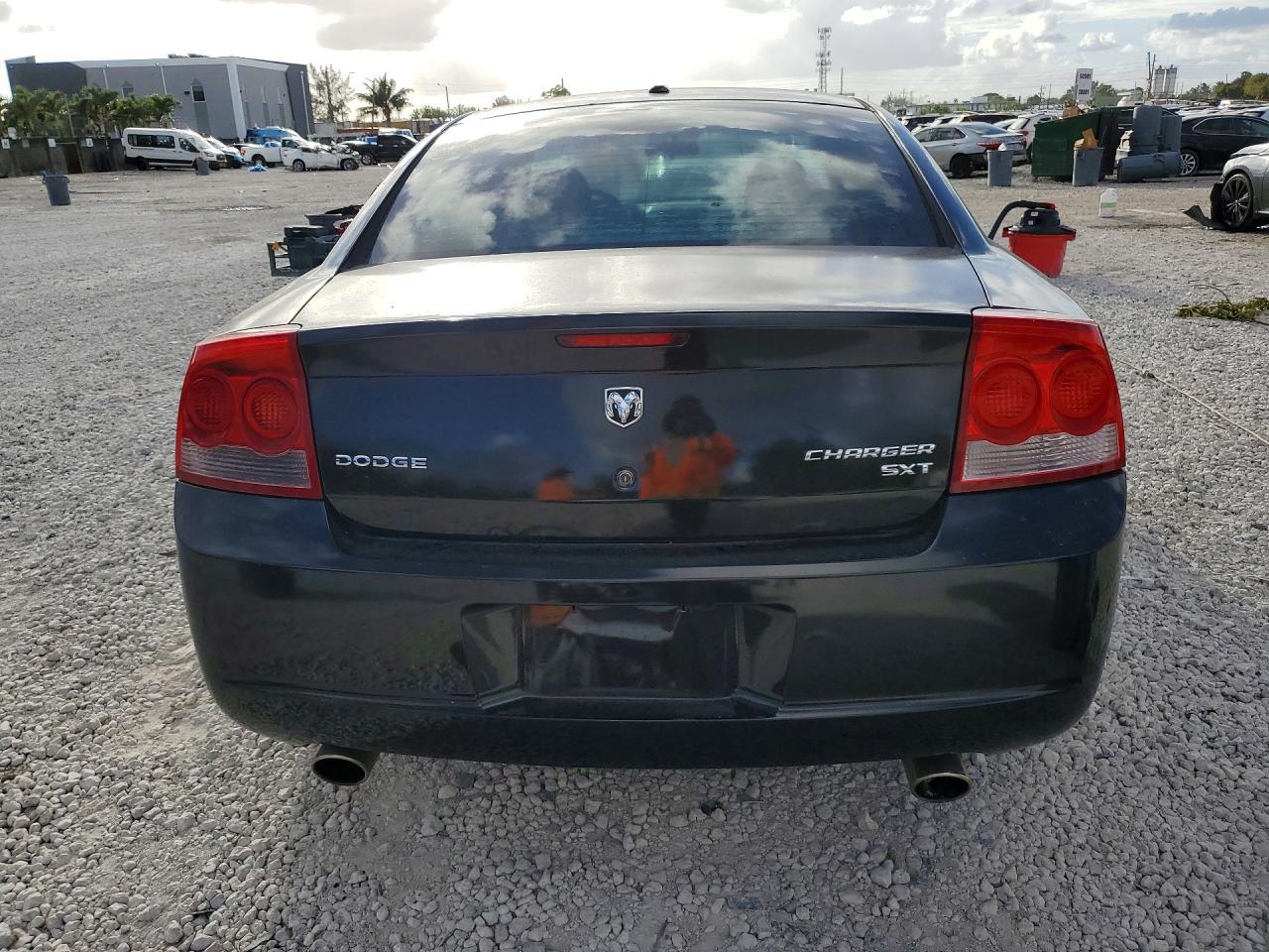 2009 Dodge Charger sxt