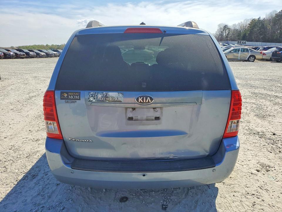 2014 KIA Sedona lx
