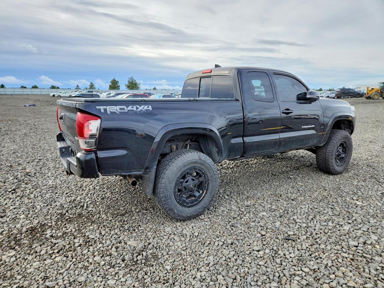 2016 Toyota Tacoma TRD Sport