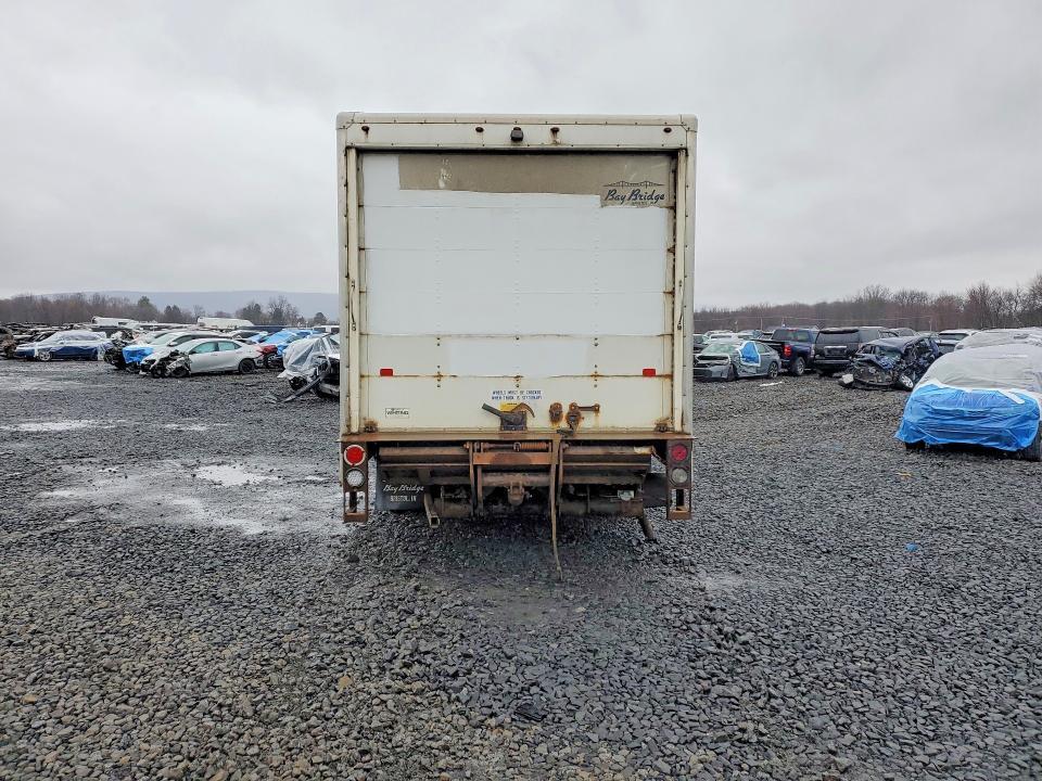 2018 Chevrolet Express BOX Truck