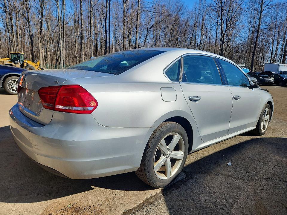 2012 Volkswagen Passat se