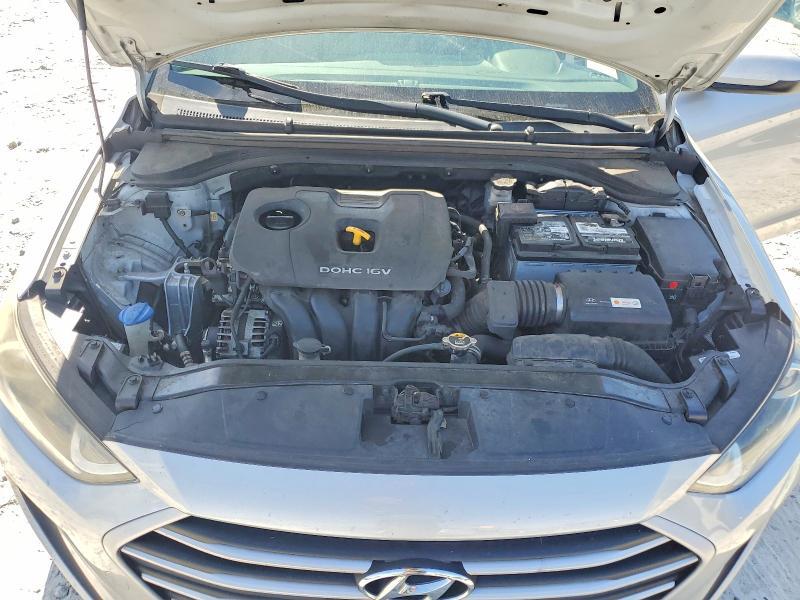 2018 Hyundai Elantra se