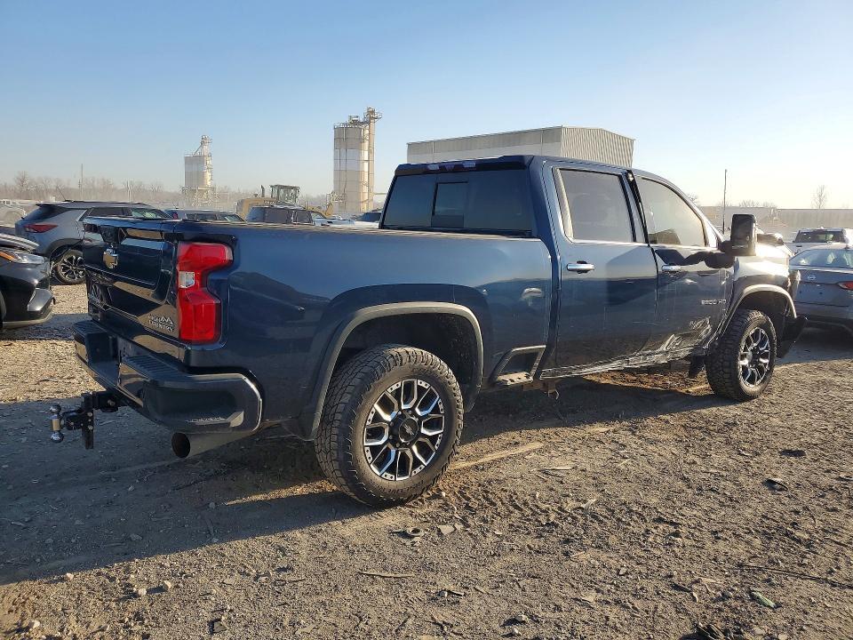 2022 Chevrolet Silverado K2500 High Country