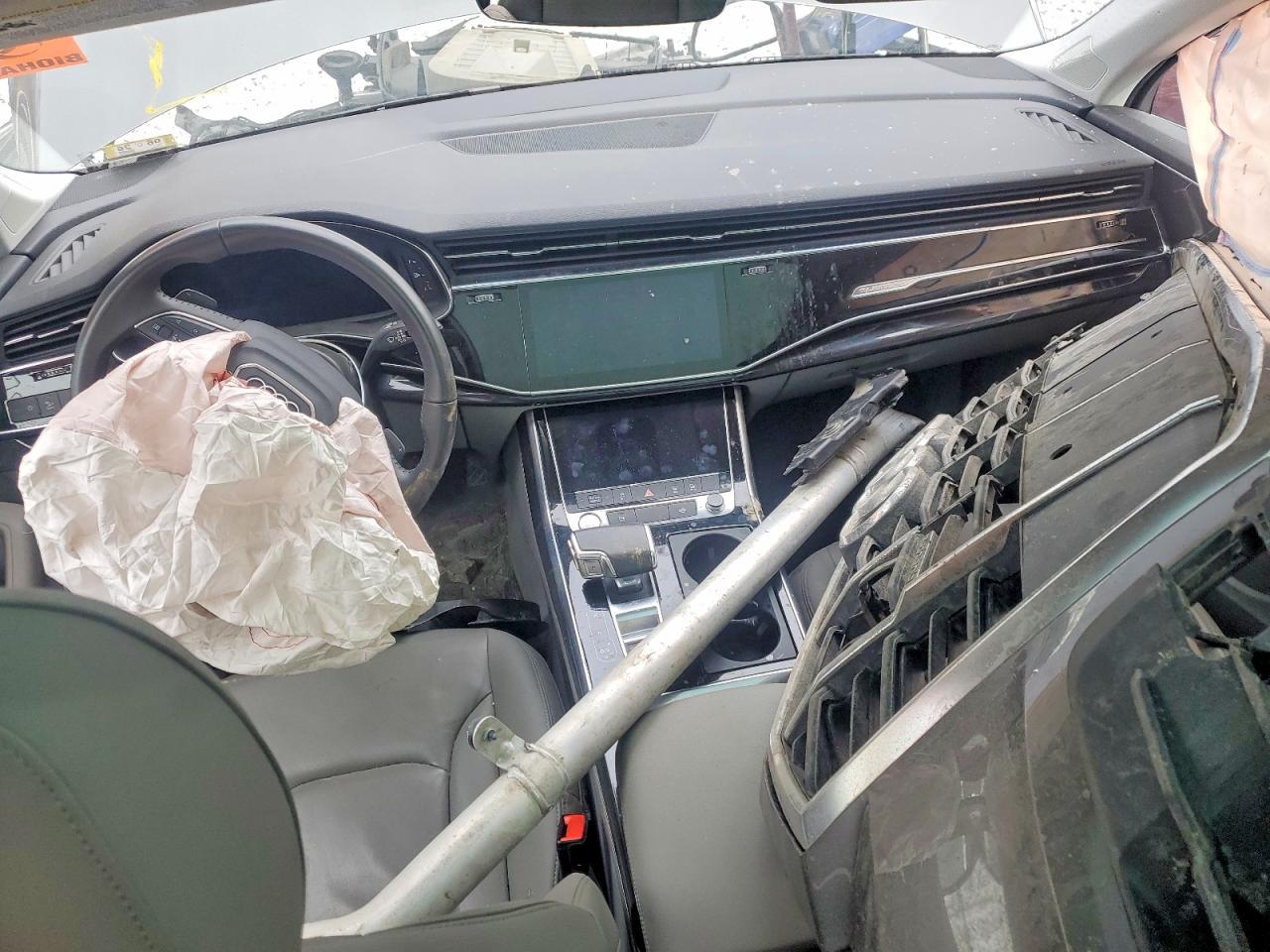 2020 Audi Q7 Premium Plus