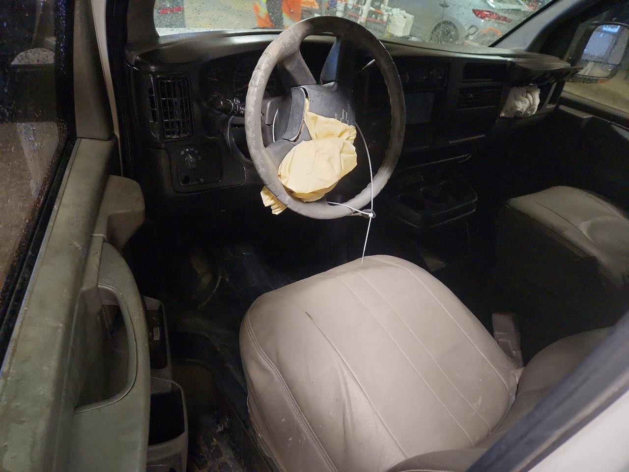 2003 Chev Rolet Express 1500 Utility / Service Van