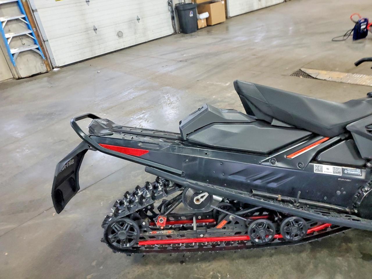 2023 Skidoo MXZ