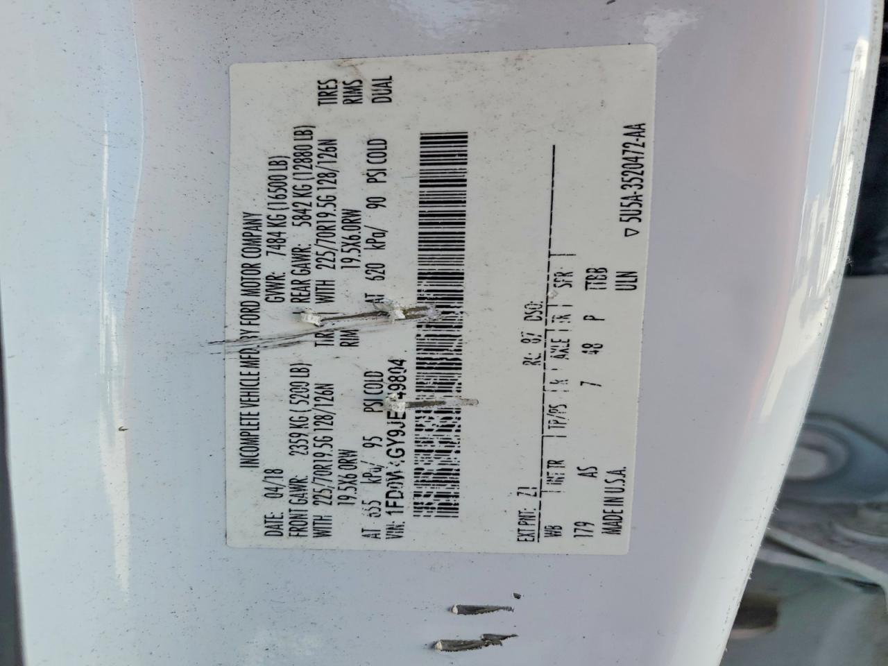 2018 Ford F450 Super Duty Flatbed Truck