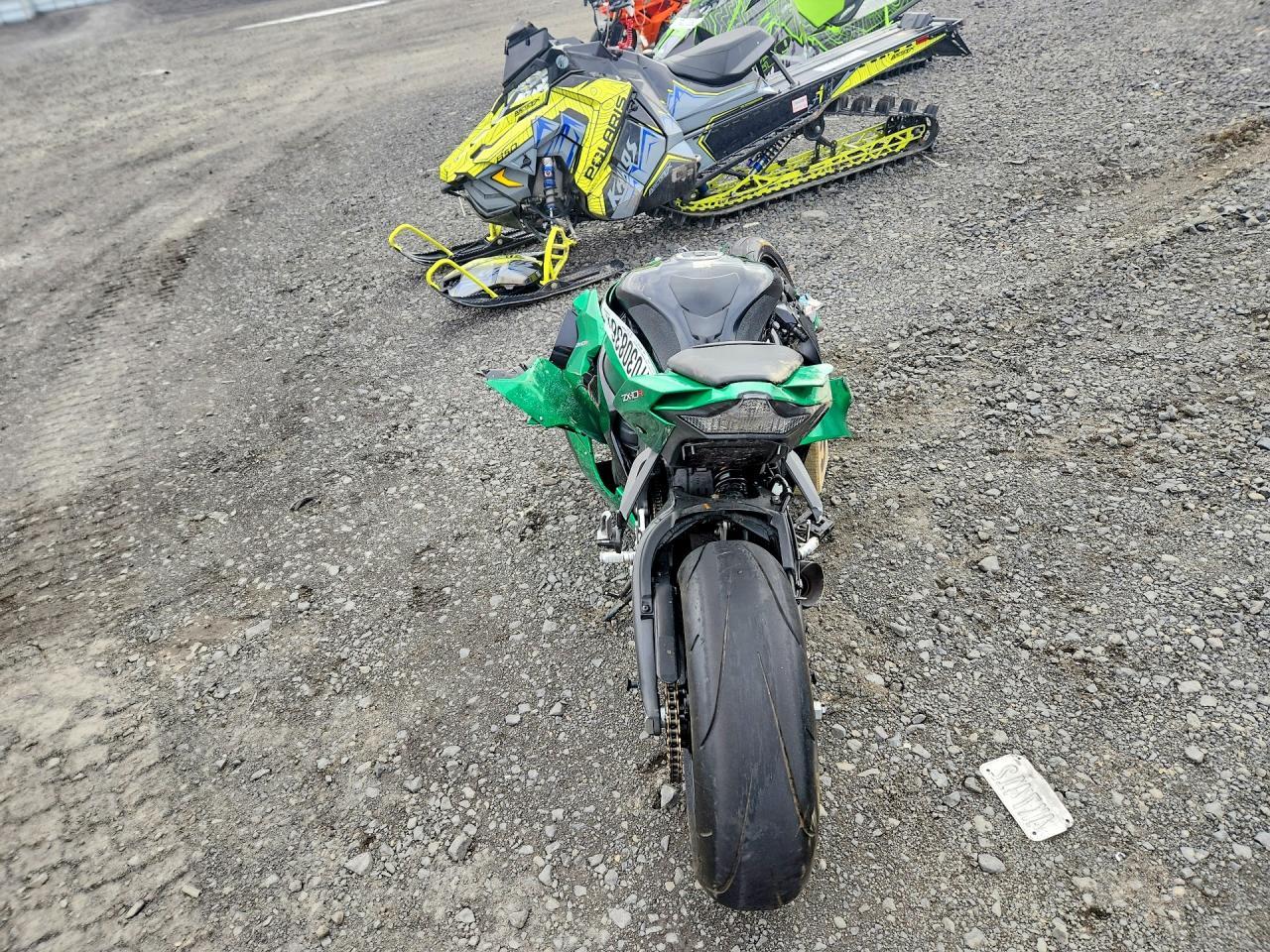 2024 Kawasaki ZX1002 L