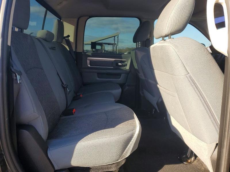 2016 Dodge RAM 1500 SLT