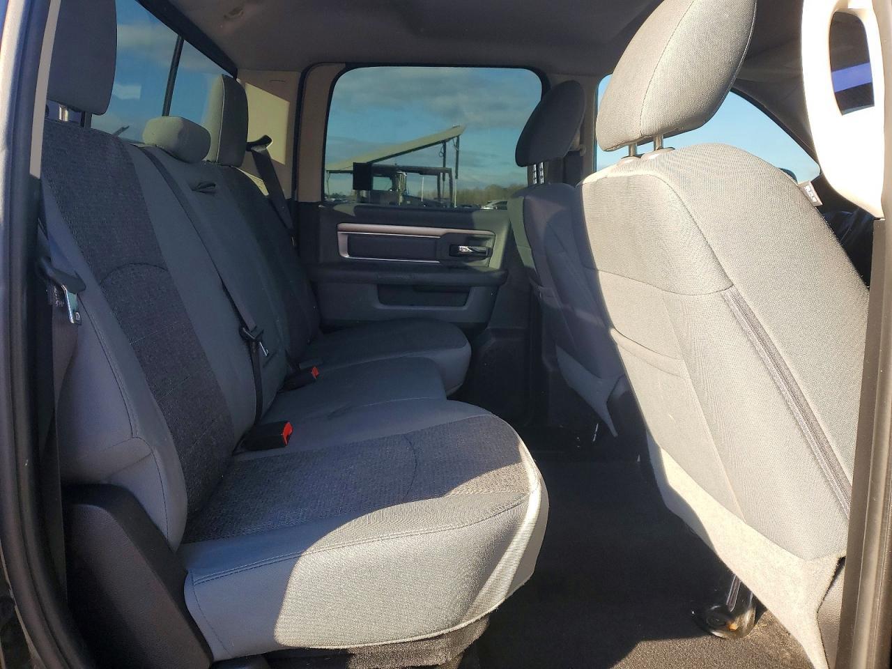 2016 Dodge RAM 1500 SLT
