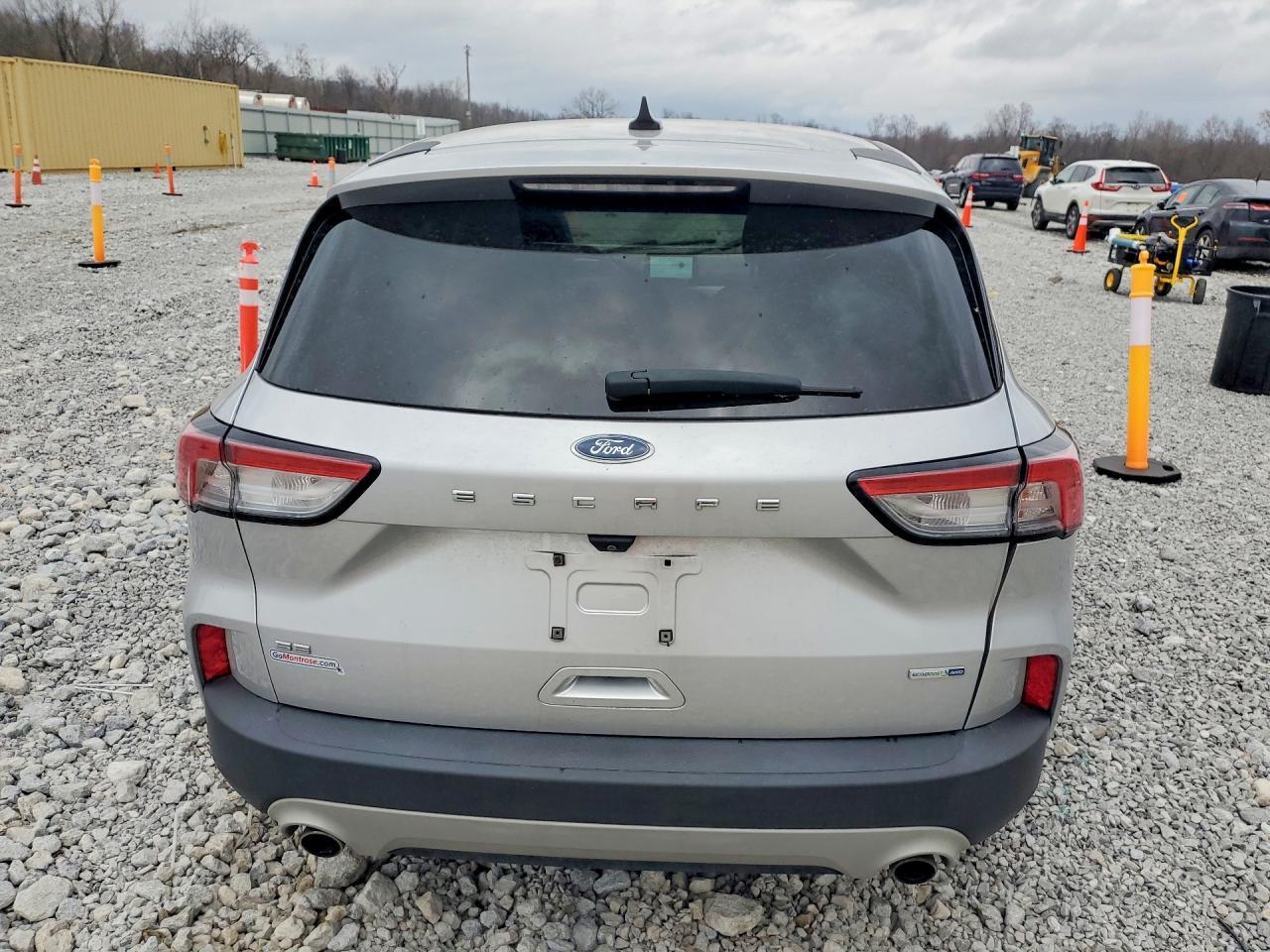 2020 Ford Escape se