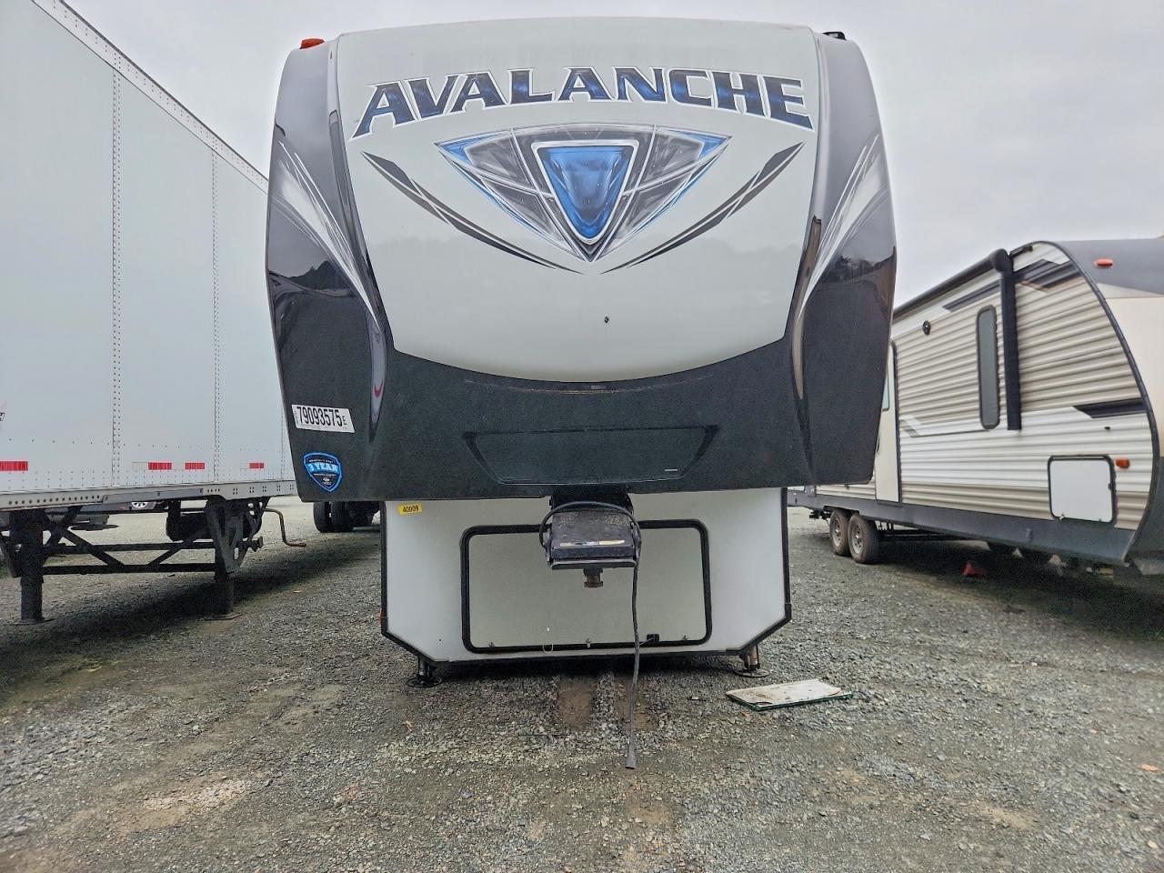 2019 Keystone Avalanche Camper