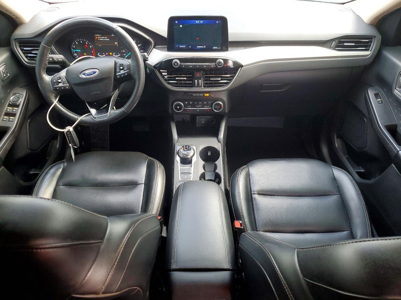 2020 Ford Escape sel