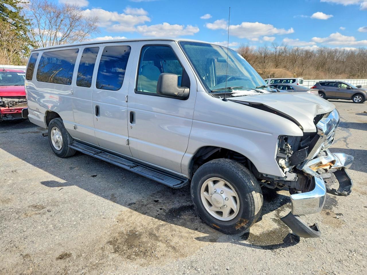 2008 Ford Econoline E350 Super Duty Wagon