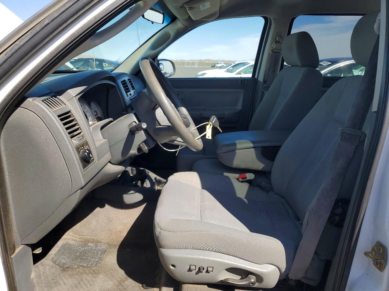 2006 Dodge Dakota Quad SLT