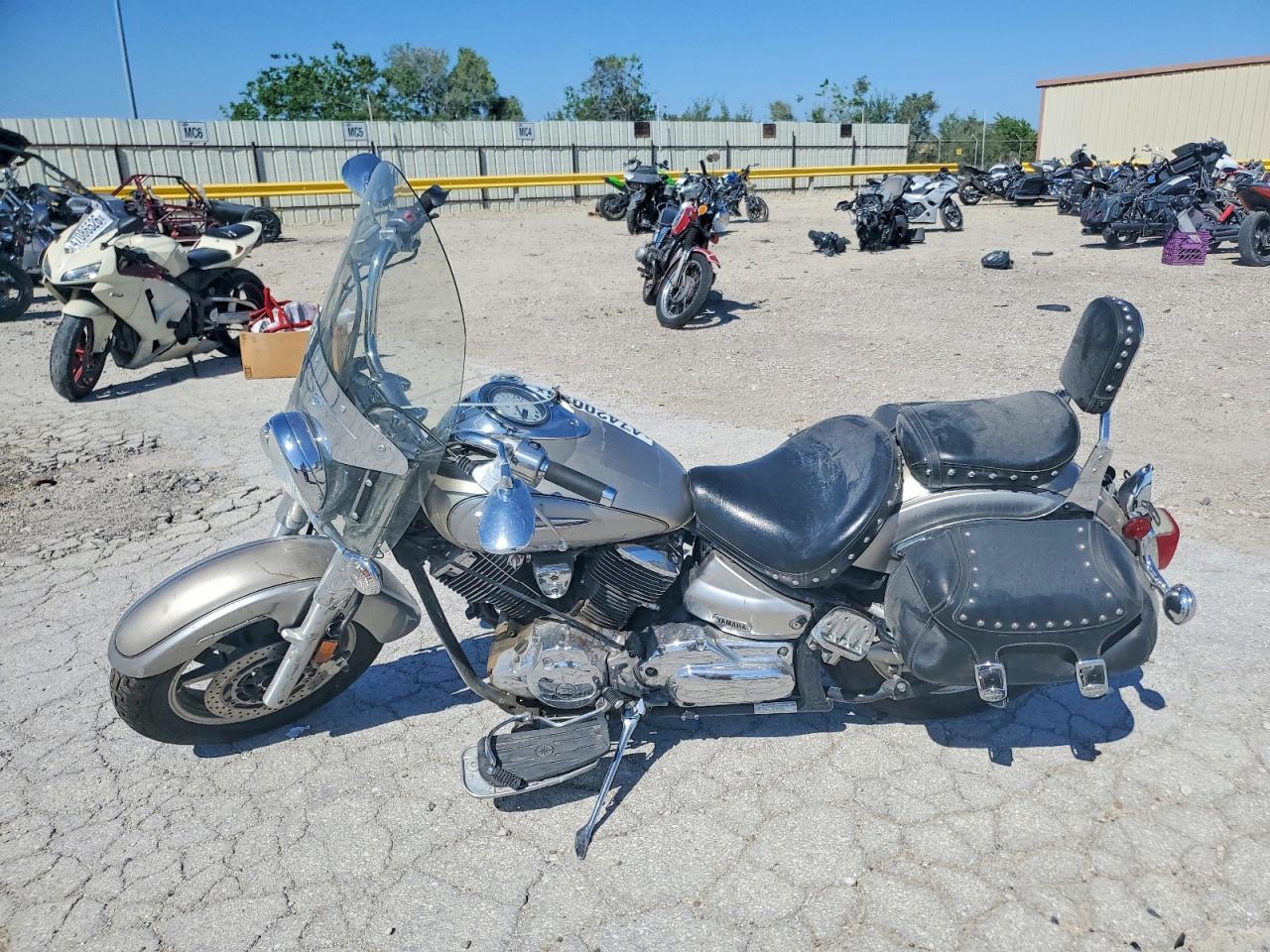 2006 Yamaha XVS1100 A