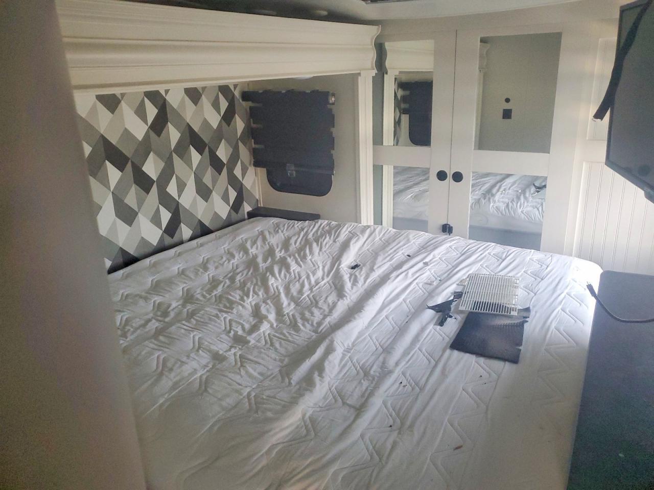 2015 Keystone Keystone