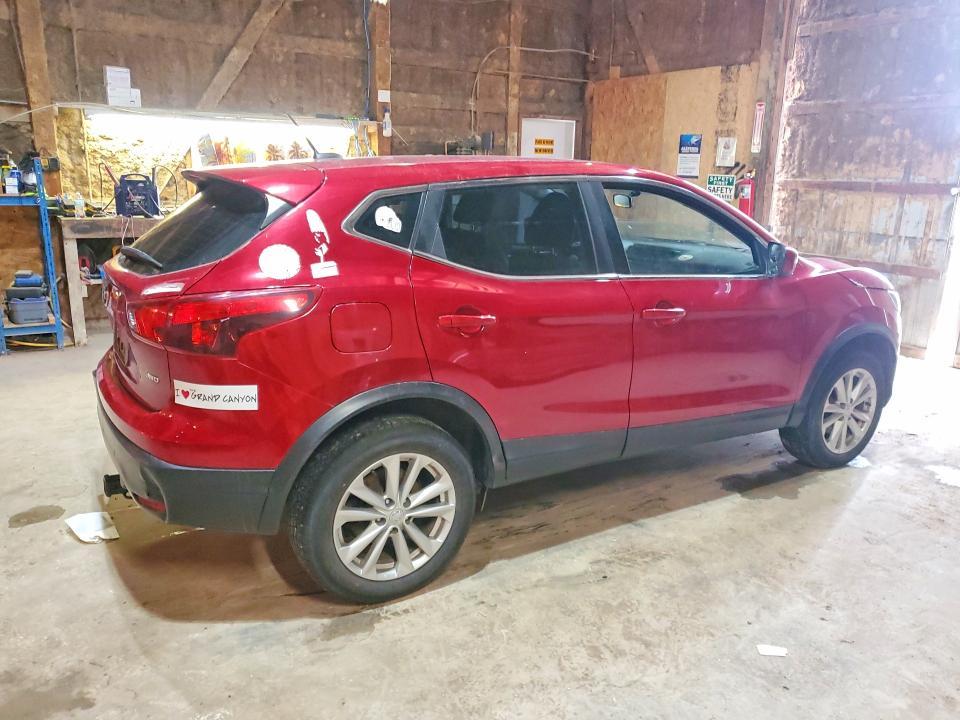 2017 Nissan Rogue Sport s