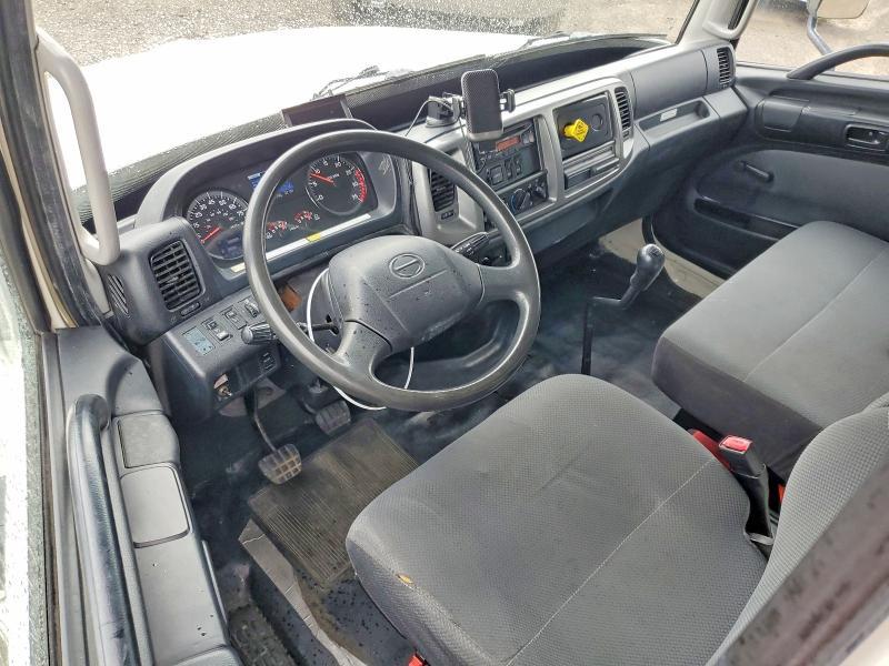 2015 Hino 258 268