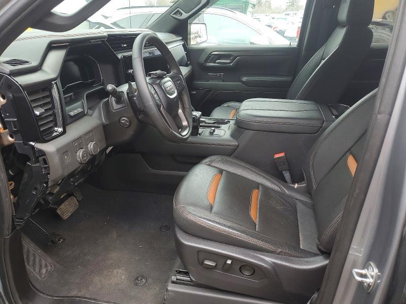 2024 GMC Sierra K1500 AT4