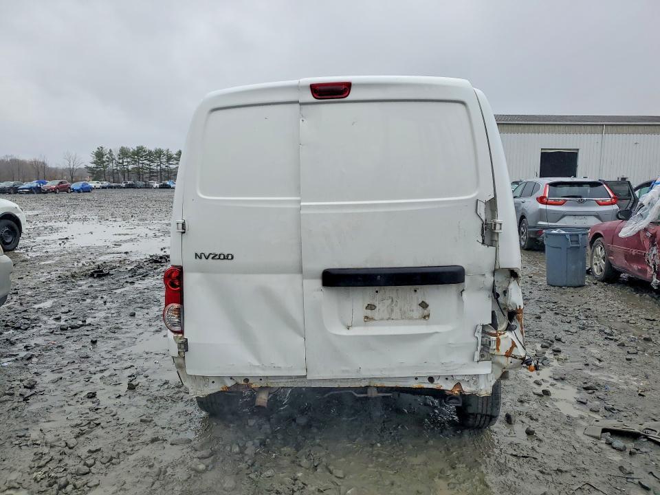 2013 Nissan NV200 S