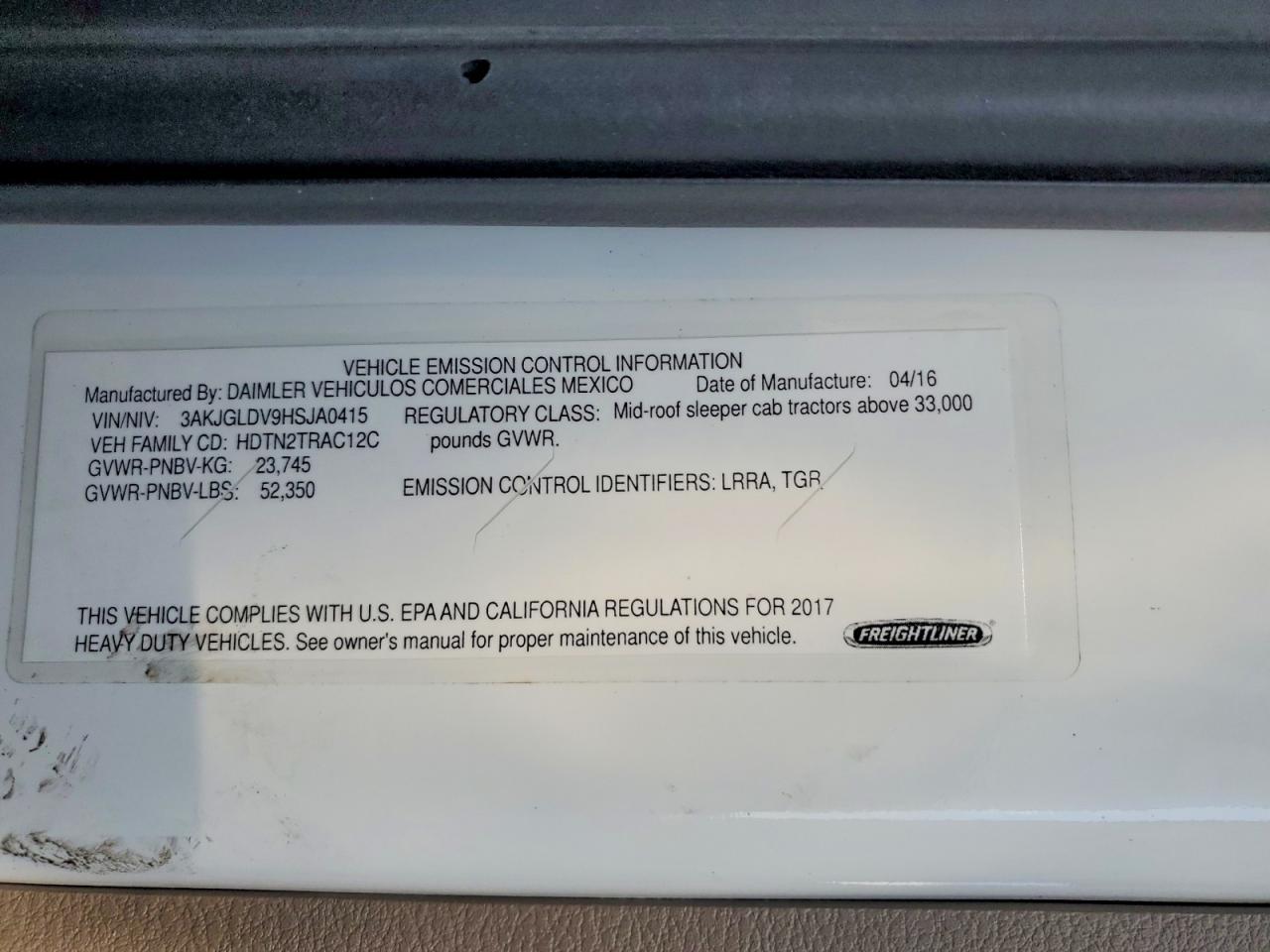 2017 Freightliner Cascadia 125 Semi Truck