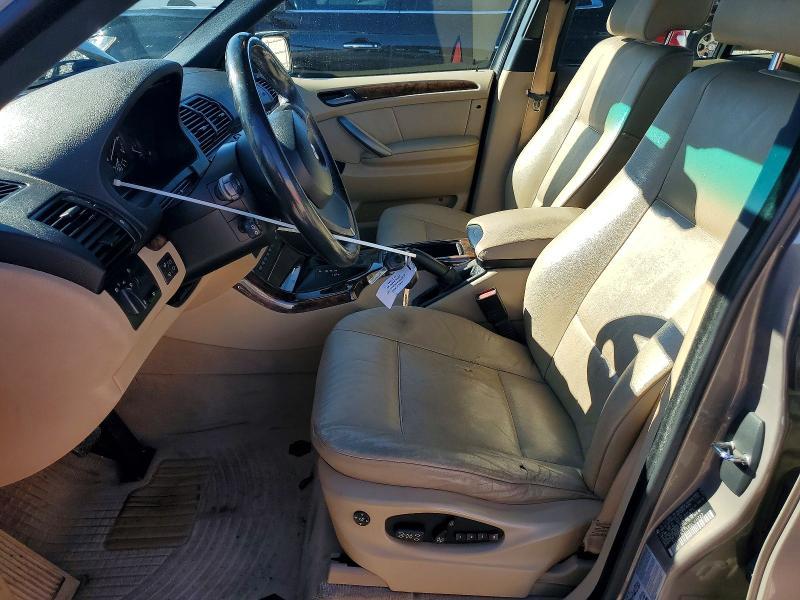2005 BMW X5 4.4i