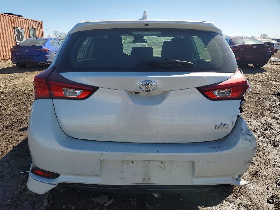 2018 Toyota Corolla im Base