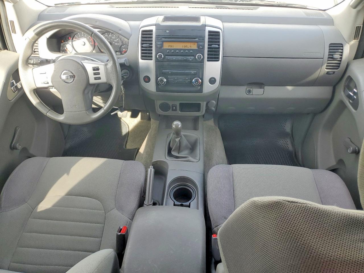 2014 Nissan Frontier S