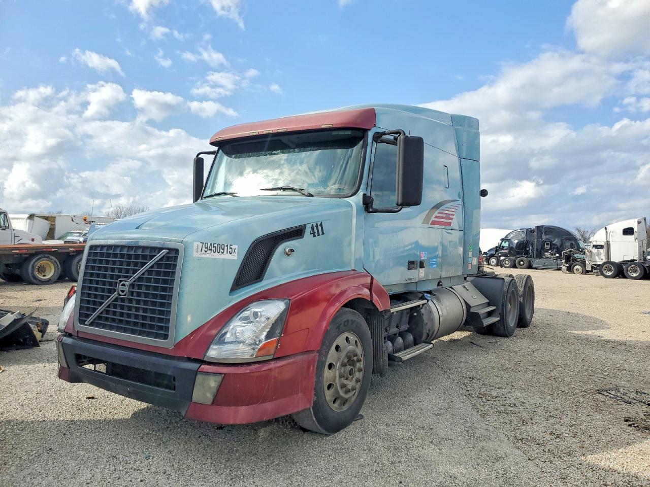 2011 Volvo VN VNL