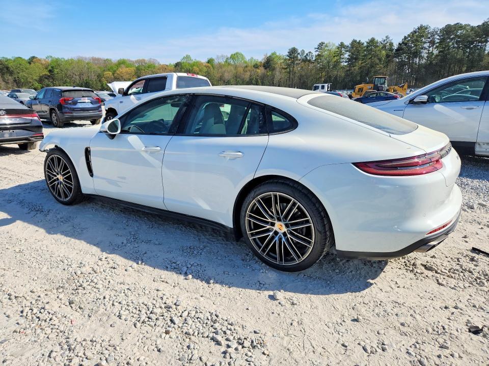 2019 Porsche Panamera Base