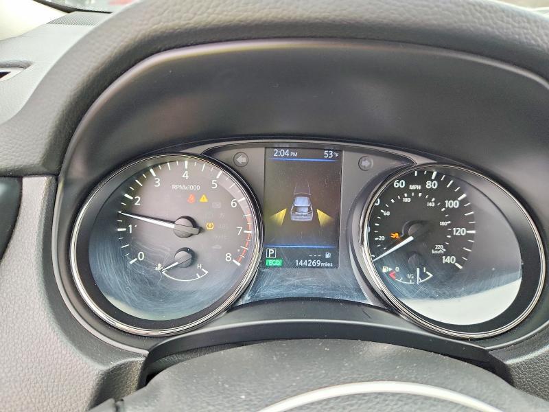 2019 Nissan Rogue sv