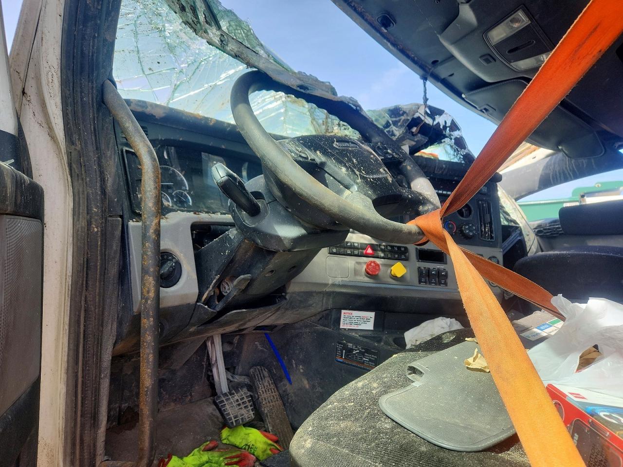 2022 Freigliner 2022 Freightliner Cascadia 126 Semi Truck