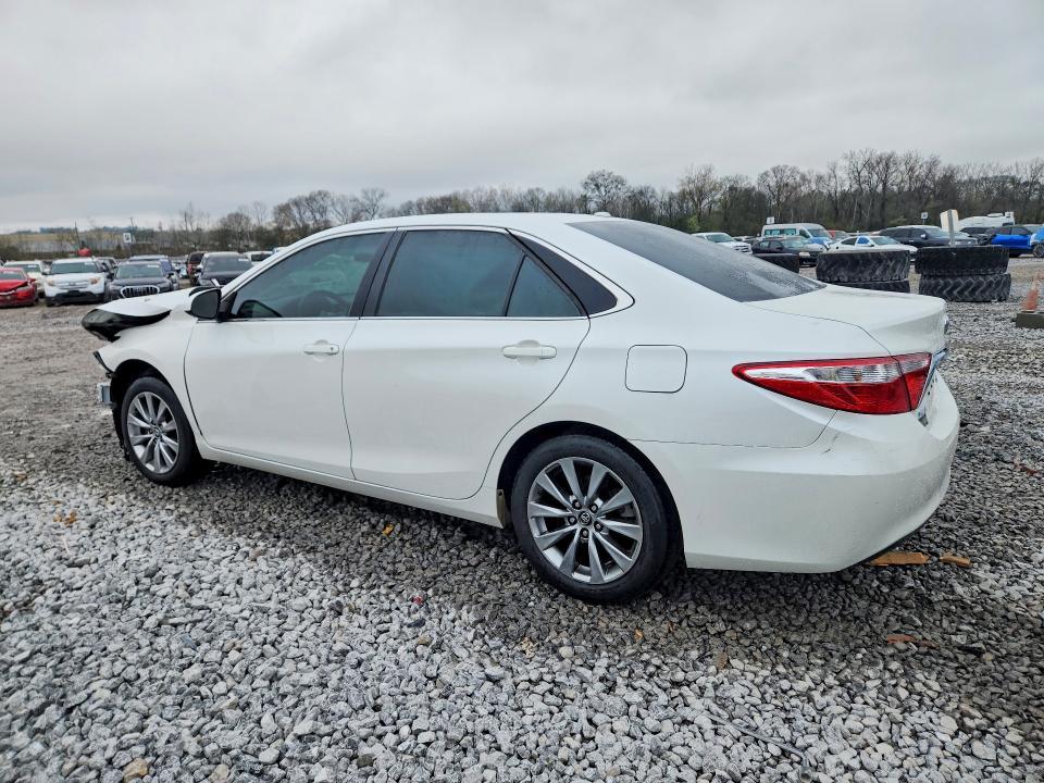 2016 Toyota Camry xle